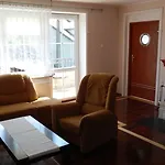 括尼克莫尔斯基别墅